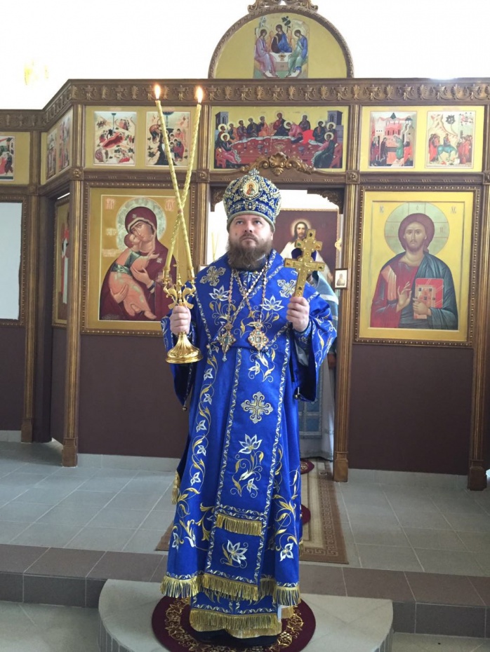 Божественная литургия в храме Казанской иконы Божьей Матери в городе Калуге